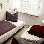2 Bedroom Amazing In באד פירמונט